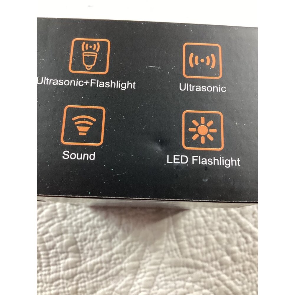 Pup Control Ultrasonic Dog Trainer*LED Flashlight*4 Modes. USB Rechargeable*NIB - Picture 6 of 7